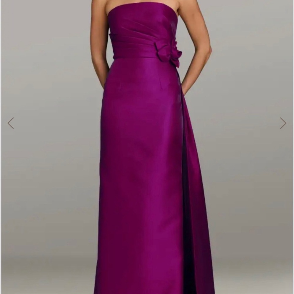 Elegant Purple Strapless Evening Gown
